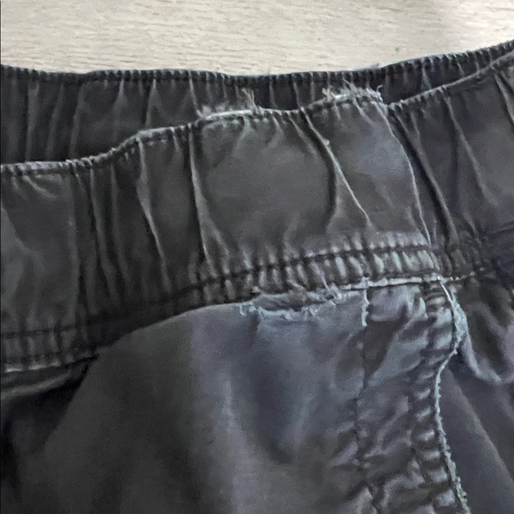 Hollister Men's Black Cargo Pants with Utility Pockets - Picture 3 of 6
